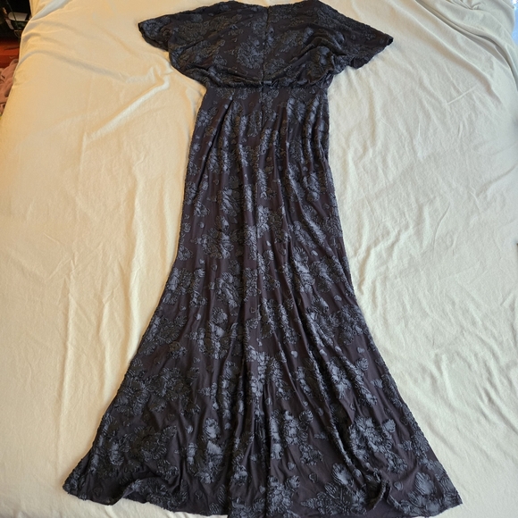 Adrianna Papell Floral Burnout Velvet Long Blouson Gown In Midnight Blue  Boho - Picture 13 of 15